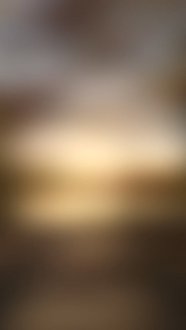 Revenir ici après s’être absentée un bon moment. 
Profiter des fêtes, retrouver l’essentiel et passer du temps collés serrés avec ceux qui comptent le plus.

Il y a eu les journées frileuses à rester au chaud, à faire des câlins, les chocolats chauds, des moments avec l’amoureux, des moments pour soi, des moments entre amis, des belles sorties en famille, Noël et ses décorations, des tours de manège…

Une nouvelle année débute qu’elle soit douce à tous. Ici elle le sera. Recentrée sur l’essentiel, seul fil conducteur pour 2026.
Belle année